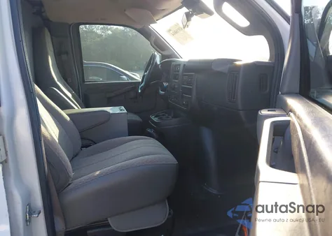 2019 Chevrolet Express 2500 Work Van from USA, damaged, VIN 1GCWGAFP3K1308910